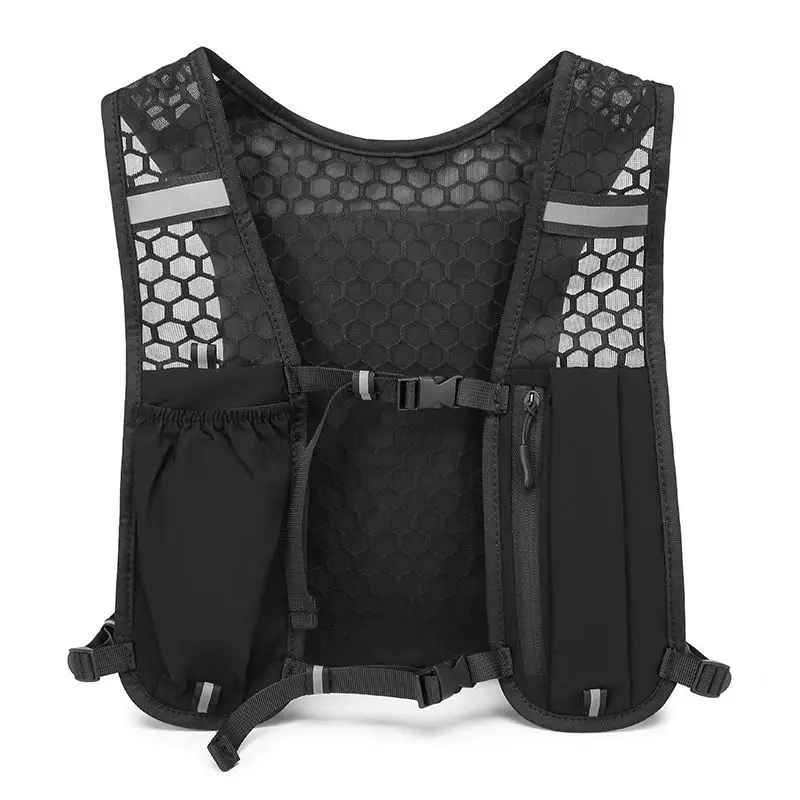 Running Gear Hydration - سترة جري خفيفة الوزن عاكسة للضوء